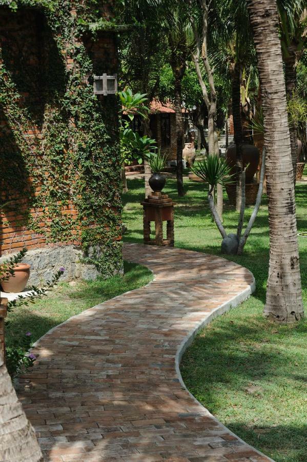 サム デイズ オブ サイレンス リゾート&スパ Ấp Ninh Hòa  エクステリア 写真